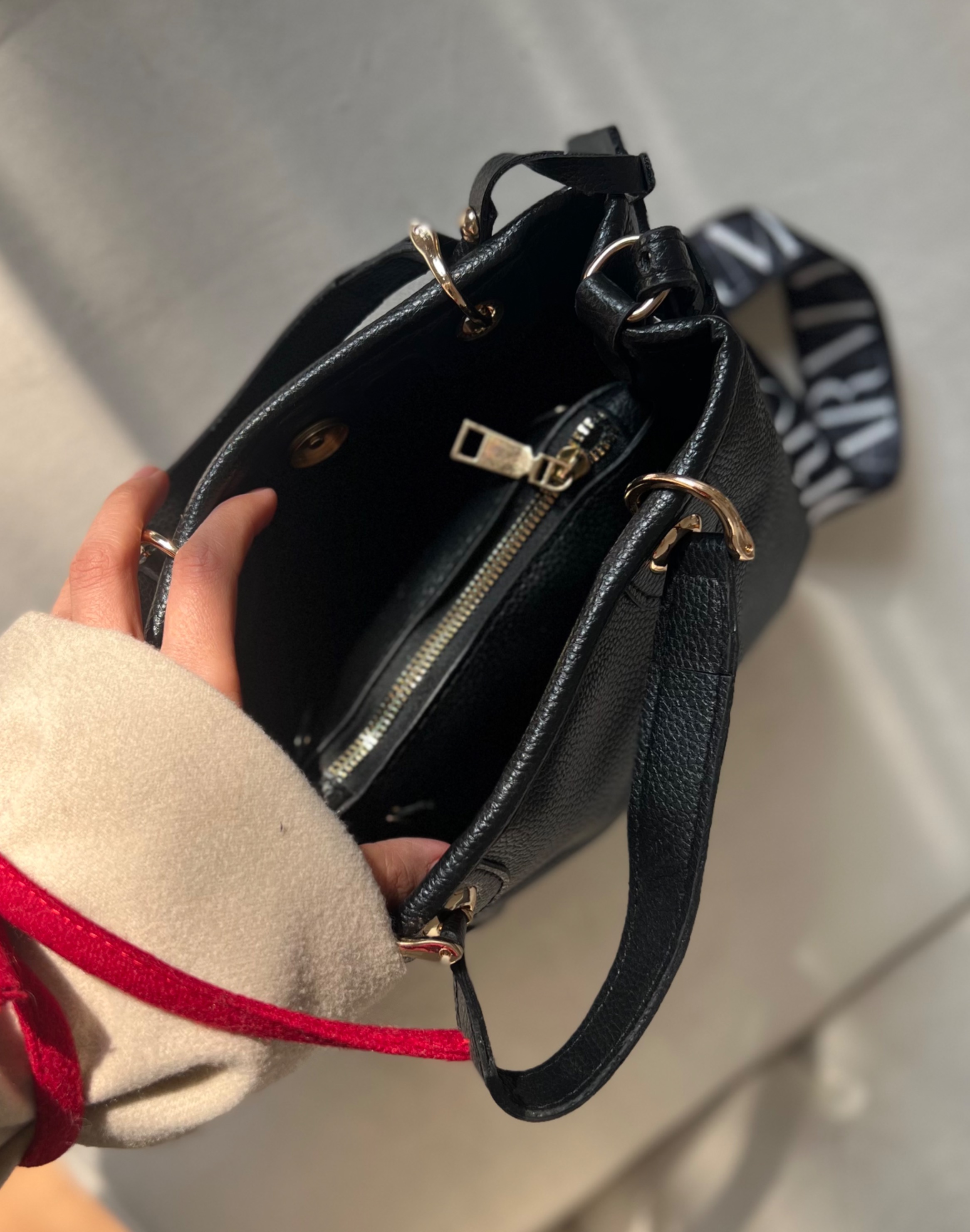 کیف آرمانی