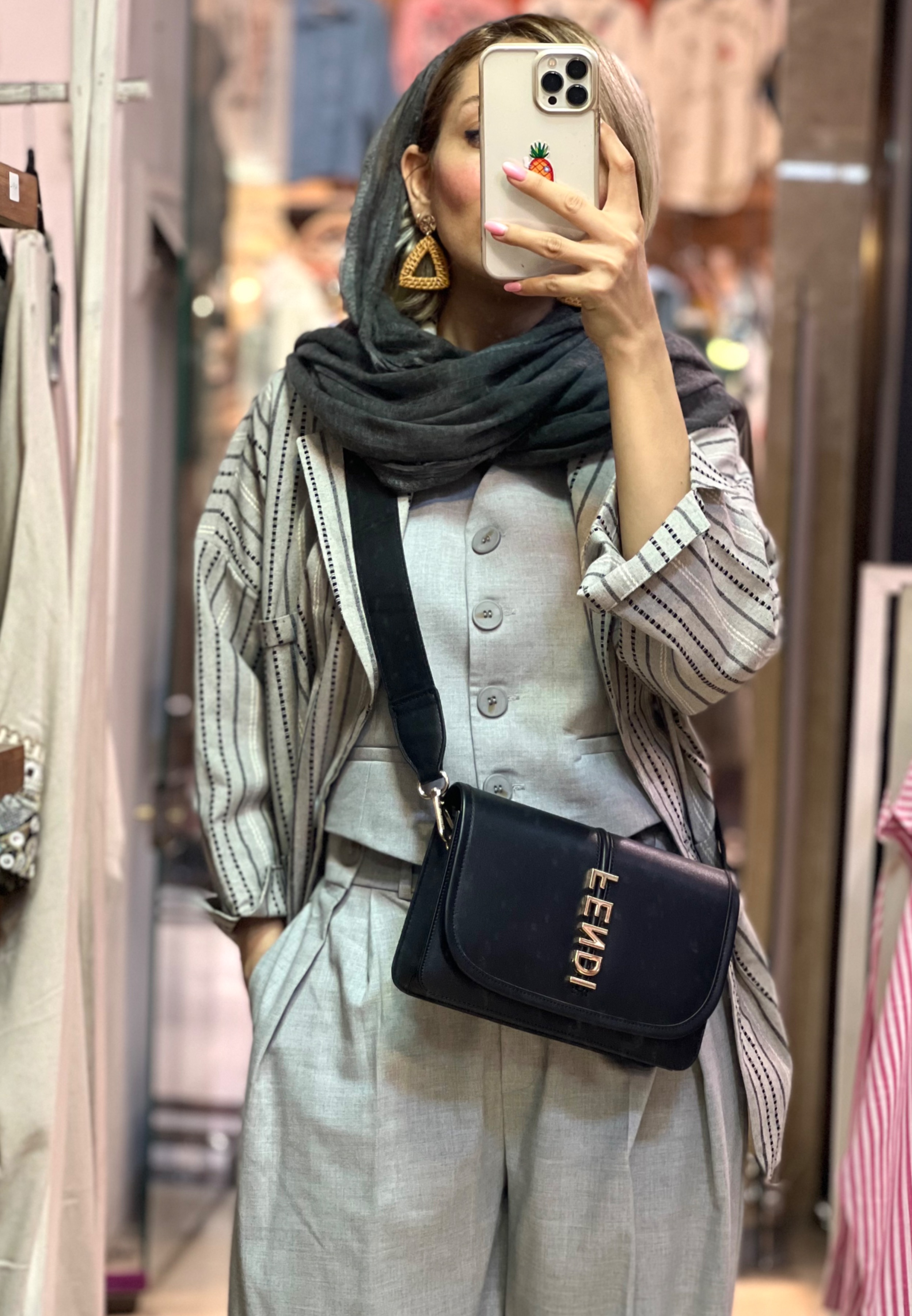 کیف جلو یراق فندی